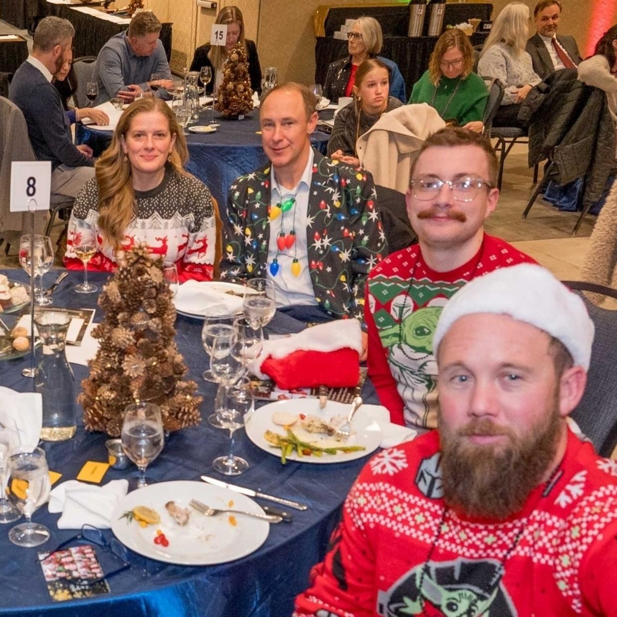 Sunrise Rotary Club Holiday Auction